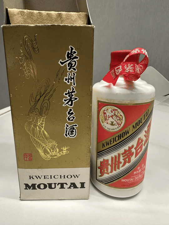 「案例式情境:白酒藏品整理|品牌與品名、噴碼與酒線、實物資料」文章封面圖片