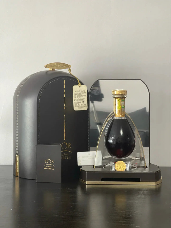 Hennessy, Martell and Rémy Martin: Comparing Three Representative Bottles reference image for identification and condition