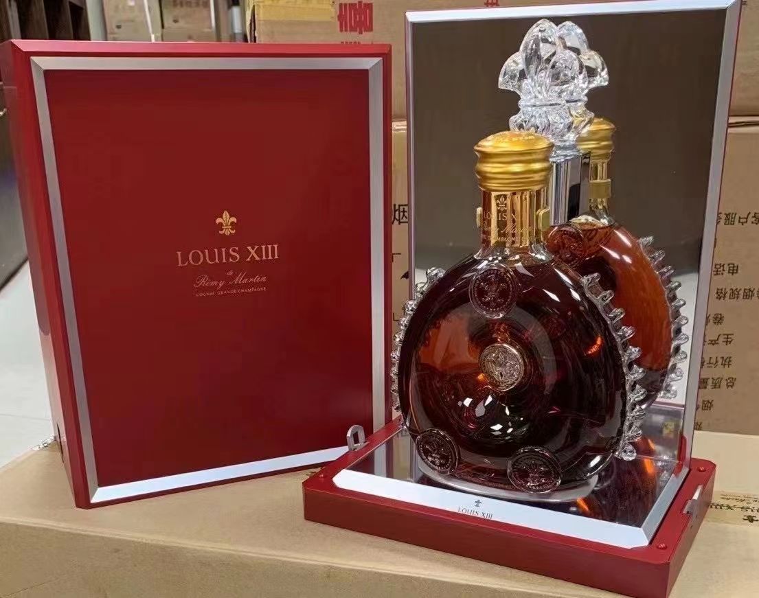 Cognac 干邑：法定產區、熟成級別與瓶況資料指南文章封面圖片