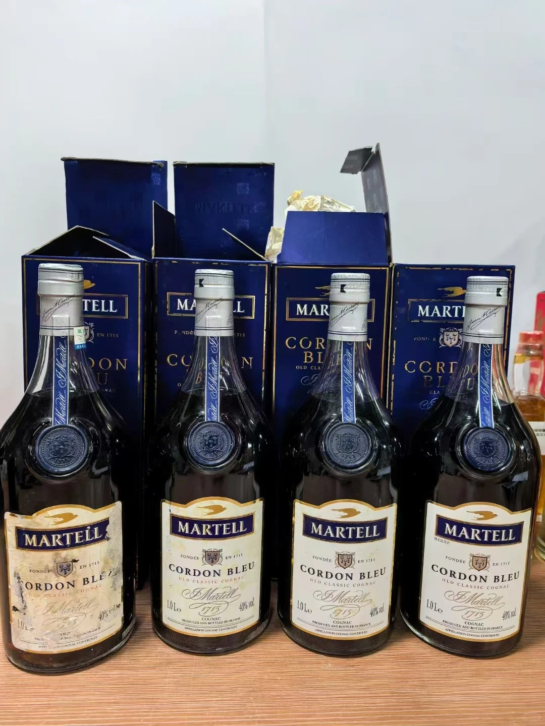 1980s Martell Cordon Bleu: Bottle Shape, Back Label and Packaging reference image for identification and condition review