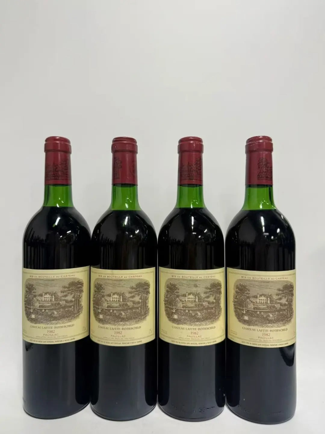 1982 Lafite: Checking Vintage, Volume and Fill Level reference image for identification and condition review